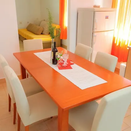 Prázdninový dům Hometoni *